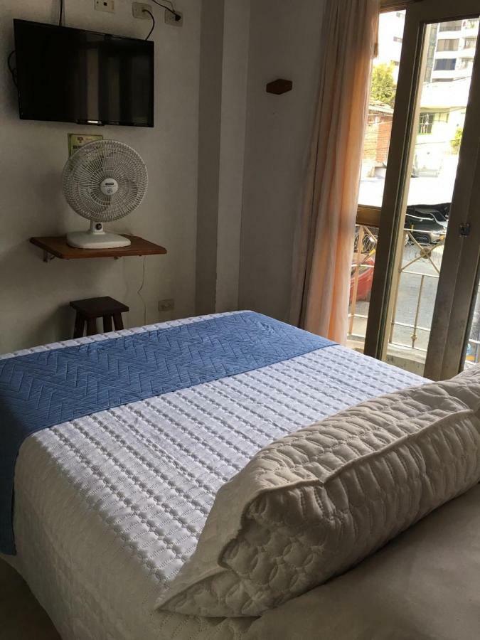 Hotel Armont Calarcá エクステリア 写真